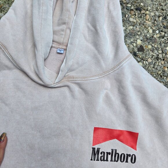 Vintage Cigarette Marlboro Graphic Round-Up Retro Horses Western Hoodie Sweater - Picture 4 of 8
